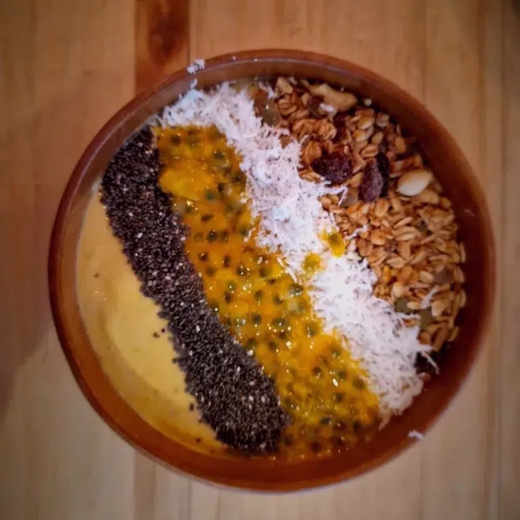 "Back to the Roots" smoothie bowl from Roots Plant-based café
